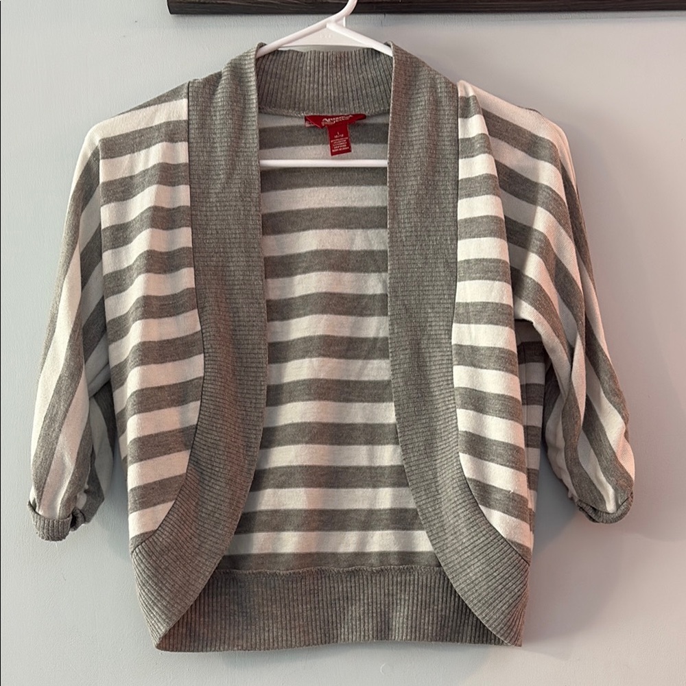Girls gray and white striped sweater